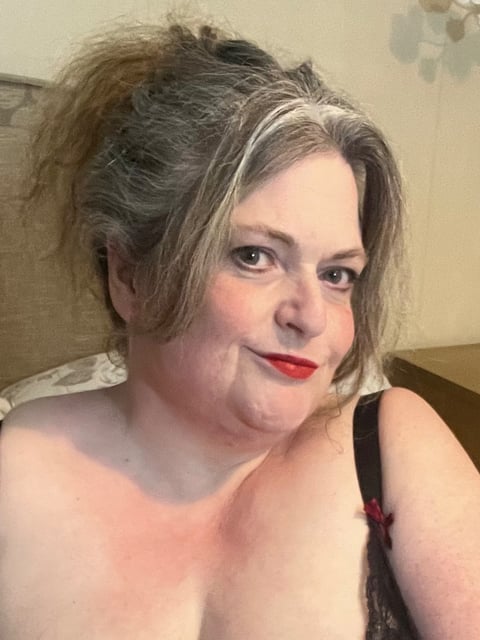 sleekcams.com bbw_gilf_uk profile on OnlyFans in granny category
