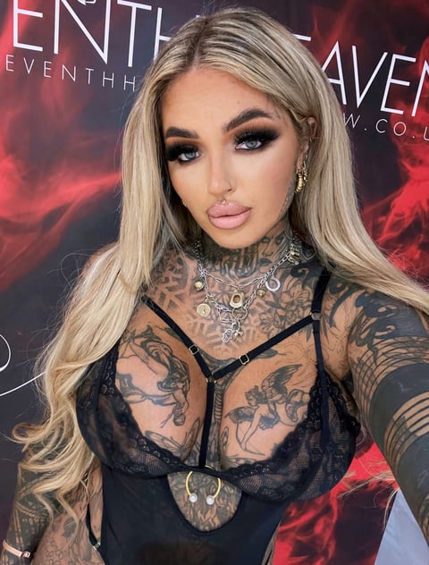 sleekcams.com c4llie profile on OnlyFans in scotland category