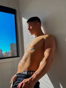 sleekcams.com caroalvaro profile on OnlyFans in gay category