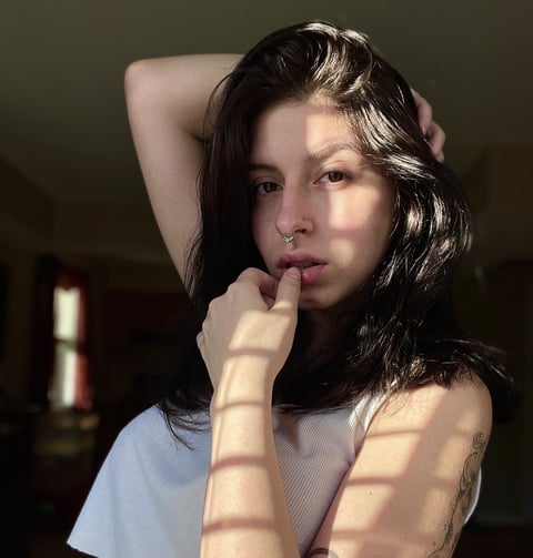 sleekcams.com chloekreams profile on OnlyFans in hairy category