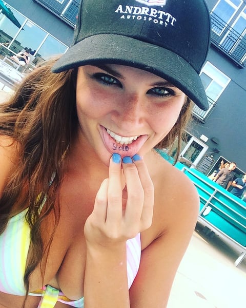 sleekcams.com cierra_mistt profile on OnlyFans in 18-year-old category