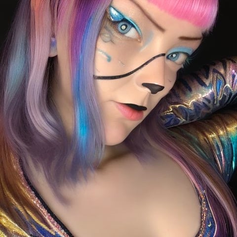 sleekcams.com cr3amqu33n profile on OnlyFans in norway category