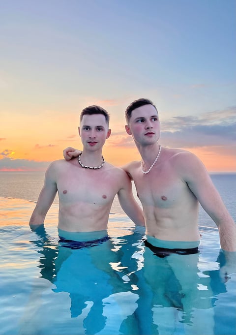 sleekcams.com czechgaytwins profile on OnlyFans in netherlands category