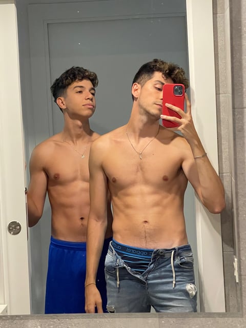 sleekcams.com davexmau profile on OnlyFans in gay category