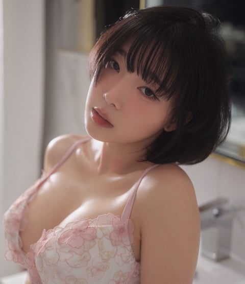 sleekcams.com ero_inkyung profile on OnlyFans in korea category
