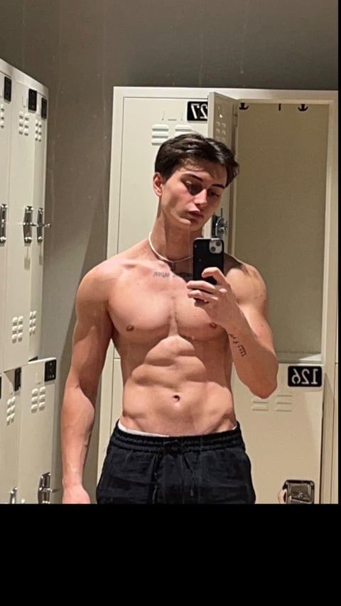 sleekcams.com ertublbl profile on OnlyFans in gay category
