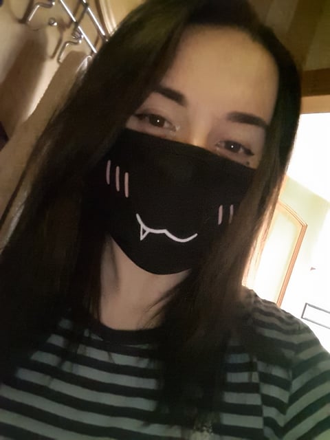 sleekcams.com frauelizabeth profile on OnlyFans in latvian category