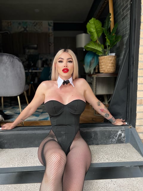 sleekcams.com GIAITZEL profile on OnlyFans in brunette category