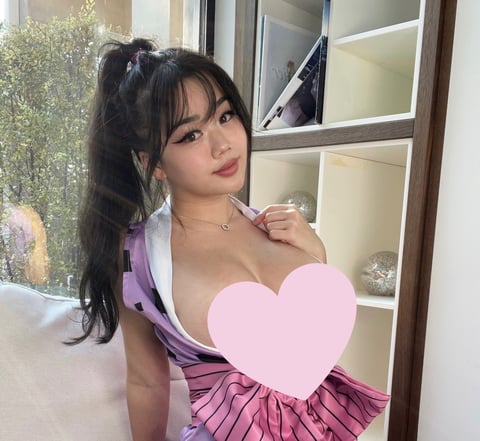 sleekcams.com halococo profile on OnlyFans in orgy category