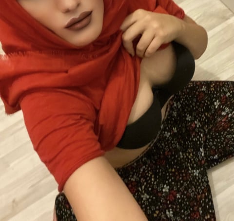 sleekcams.com hijabbgirl profile on OnlyFans in hijab category