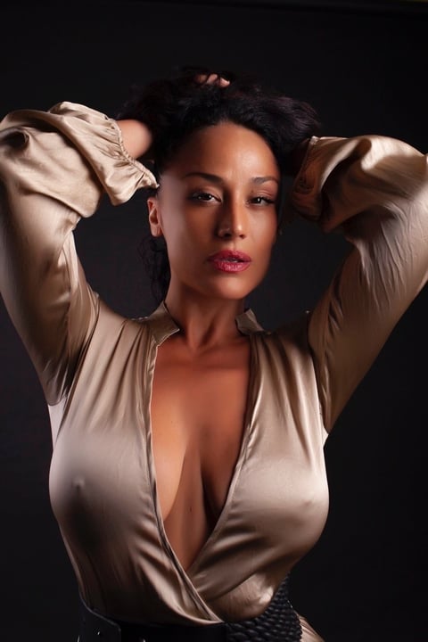 sleekcams.com honeybanana1 profile on OnlyFans in young category