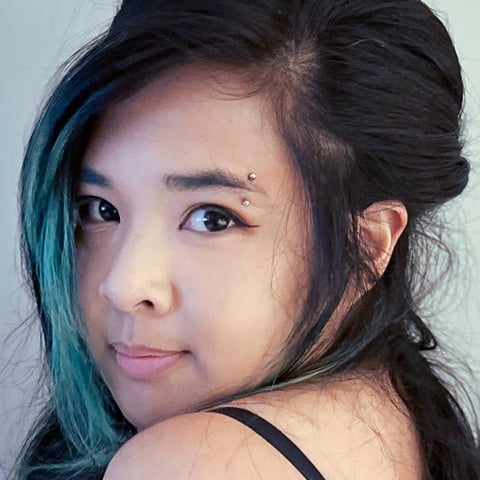 sleekcams.com itsakidearest profile on OnlyFans in japan category