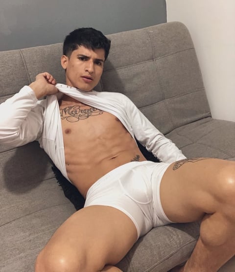 sleekcams.com jordantorres18 profile on OnlyFans in jordan category