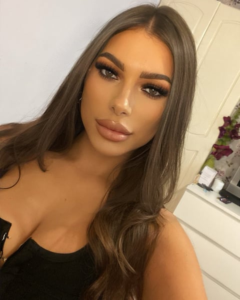 sleekcams.com kenza00 profile on OnlyFans in greece category