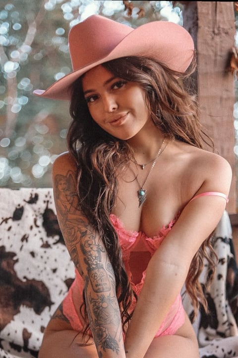 sleekcams.com liltym profile on OnlyFans in georgia category