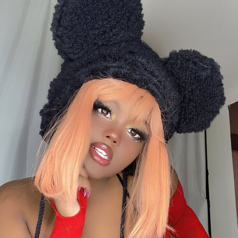 sleekcams.com littledolljplay profile on OnlyFans in ebony category