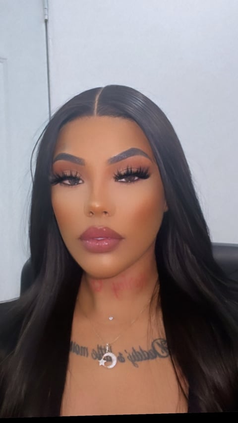 sleekcams.com mamikimreal profile on OnlyFans in dominican-republic category