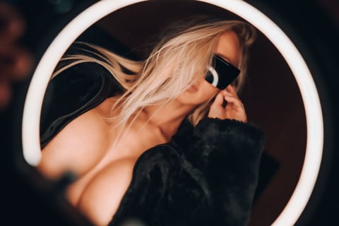 sleekcams.com nathalycheriexxx profile on OnlyFans in czech-republic category