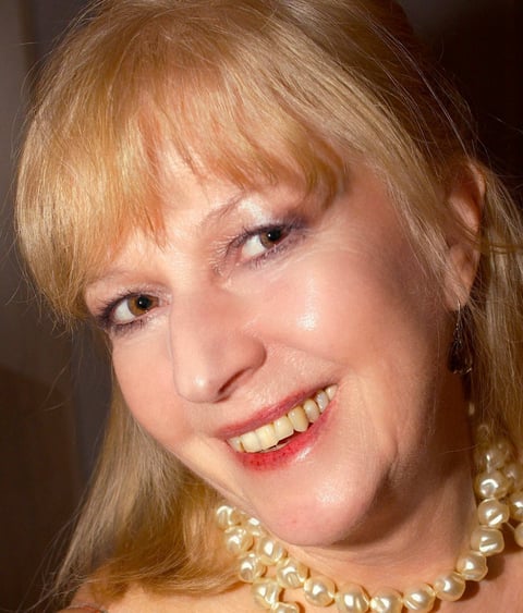 sleekcams.com naughtyteachertoo profile on OnlyFans in granny category