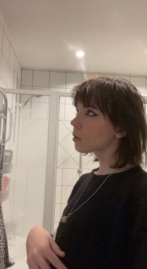 sleekcams.com remiremyy profile on OnlyFans in bisexual category