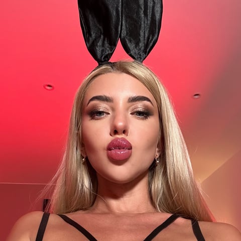 sleekcams.com shanti_b profile on OnlyFans in indonesia category