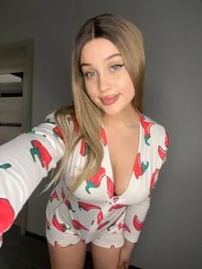 sleekcams.com stellawilsonx profile on OnlyFans in big-dicks category