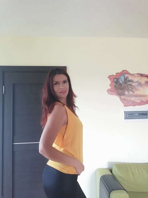 sleekcams.com sweetlifev profile on OnlyFans in lithuanian category