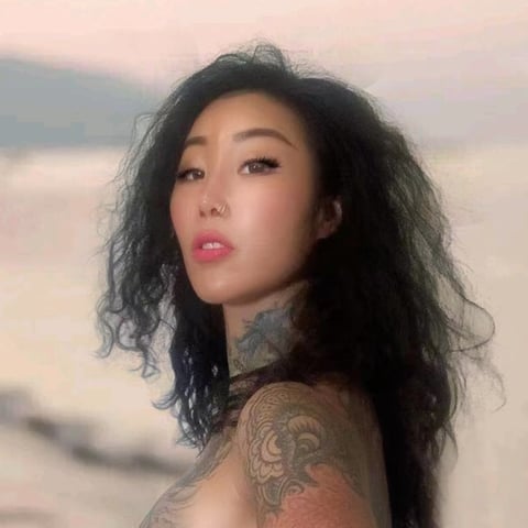 sleekcams.com taylagrayy profile on OnlyFans in hong-kong category