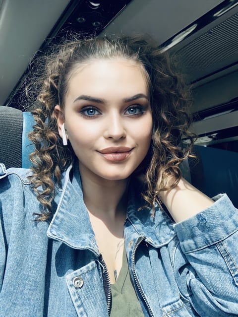 sleekcams.com tayleewoodd profile on OnlyFans in czech-republic category