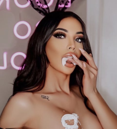 sleekcams.com trans_nyla profile on OnlyFans in big-dicks category