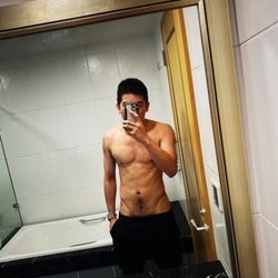 sleekcams.com xinyimark profile on OnlyFans in taiwan category