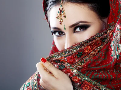 sareeQueen video