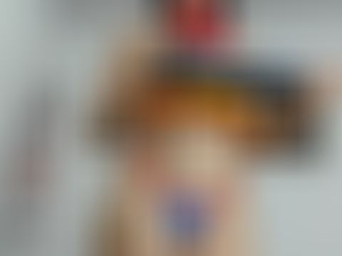 XLindaMilfX Italian speaking webcam model