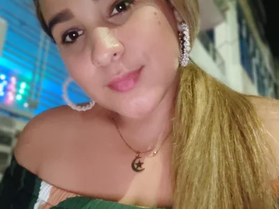 yazmin_nassar Arabic speaking webcam model